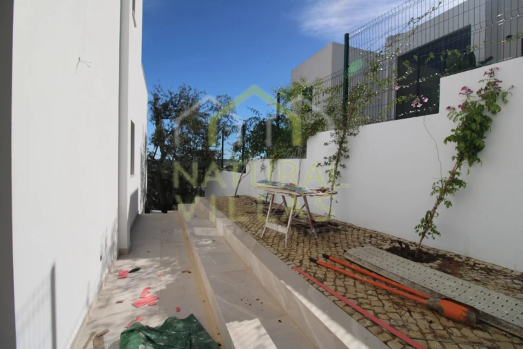 Moradia T5 para Venda em São Brás de Alportel Foto 13