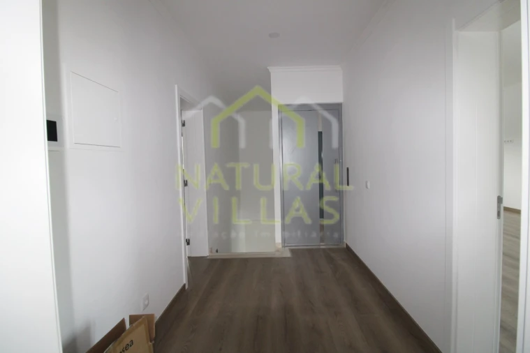 Moradia T5 para Venda em São Brás de Alportel Foto 14