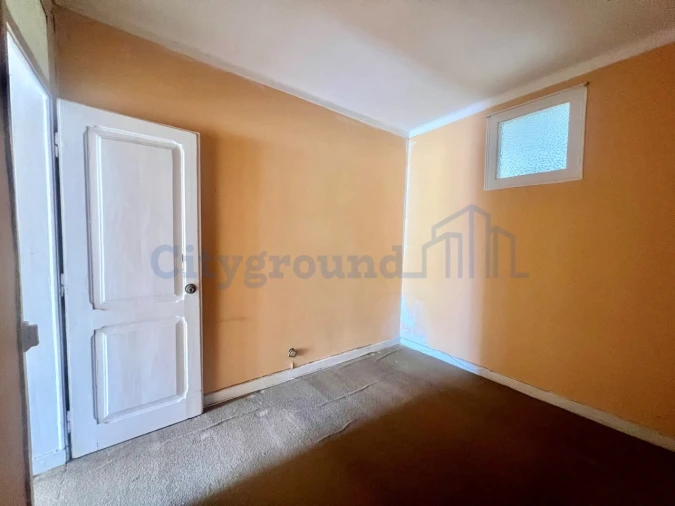 Apartamento T2 para Venda em Arroios Foto 11