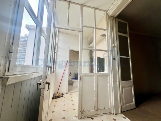 Apartamento T2 para Venda em Arroios Foto 17