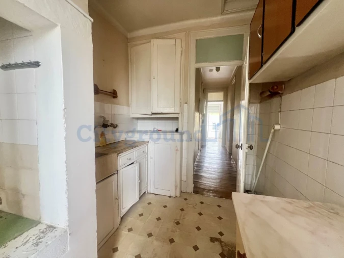 Apartamento T2 para Venda em Arroios Foto 27