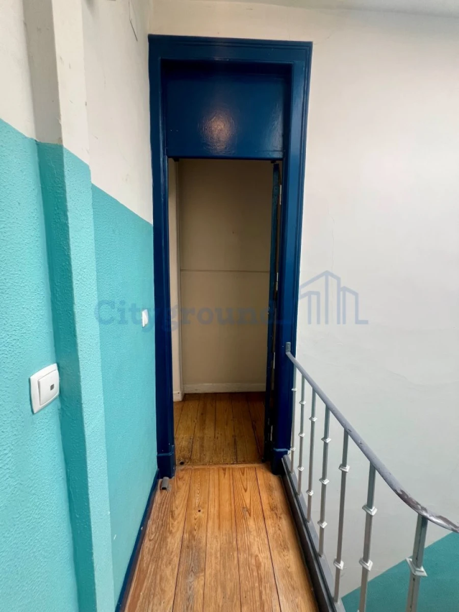 Apartamento T2 para Venda em Arroios Foto 29