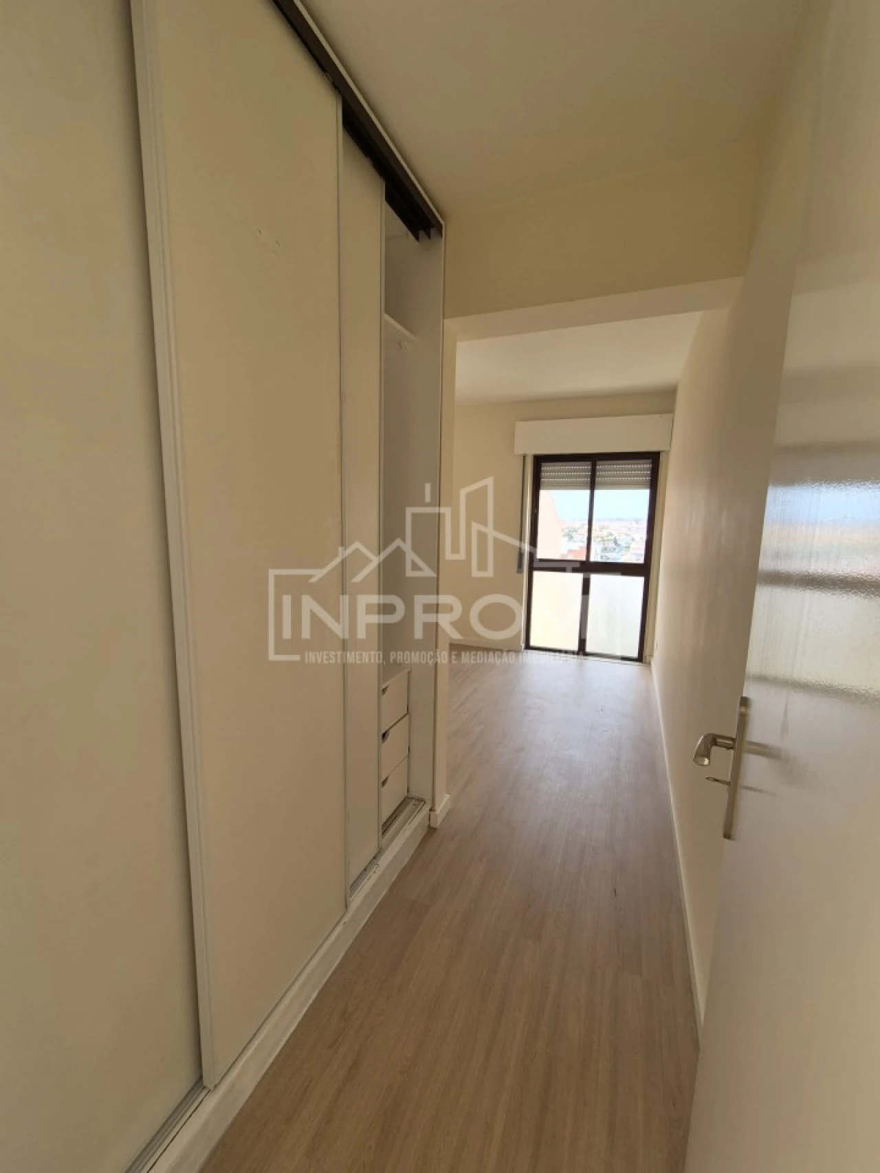 Apartamento para Venda em Algueirão-Mem Martins Foto 8