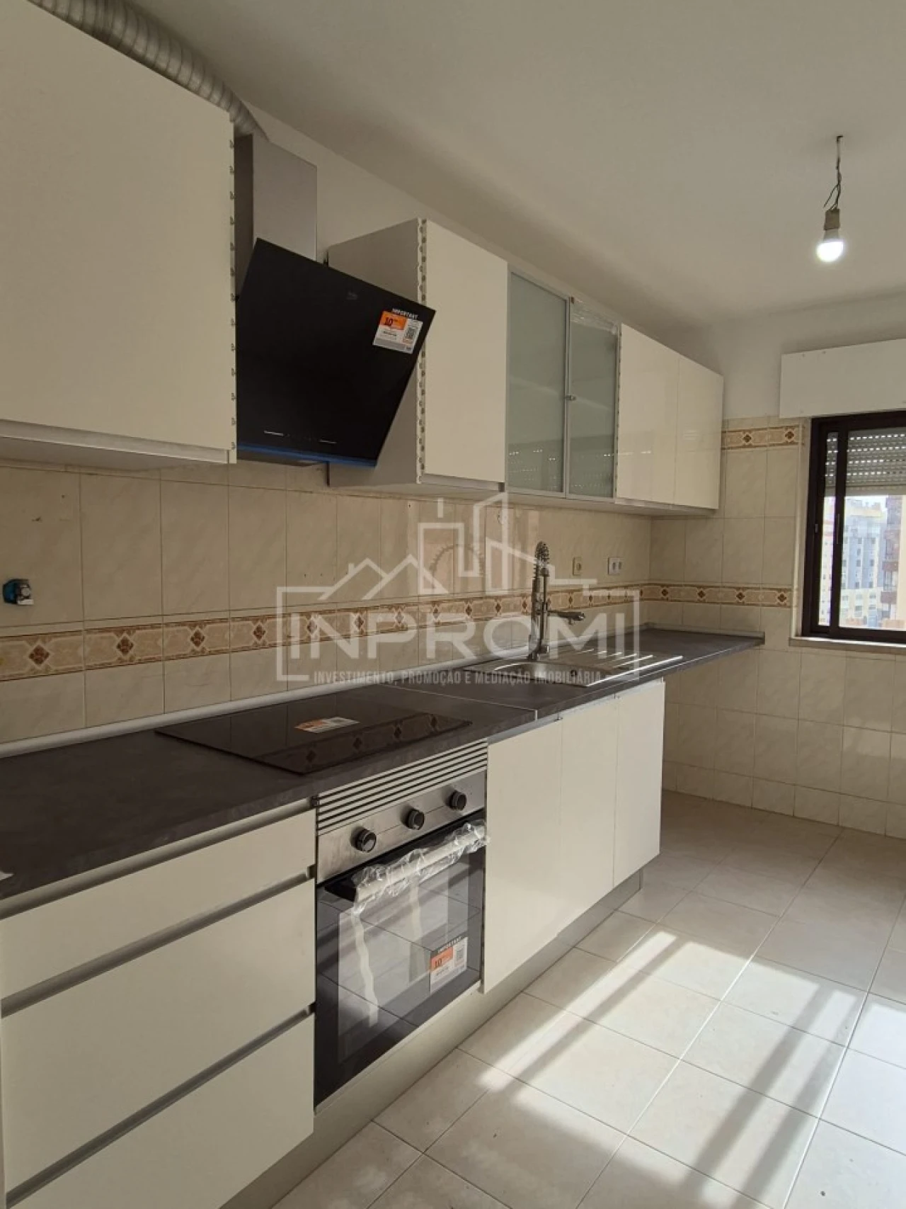 Apartamento para Venda em Algueirão-Mem Martins Foto 15