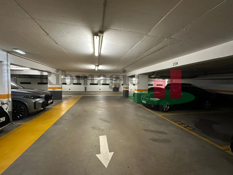 Negócio para Arrendamento em Benfica Foto 2