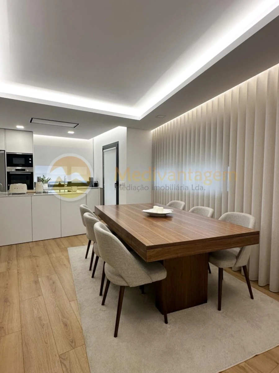 Apartamento T2 para Venda em Nogueiró e Tenões Foto 1