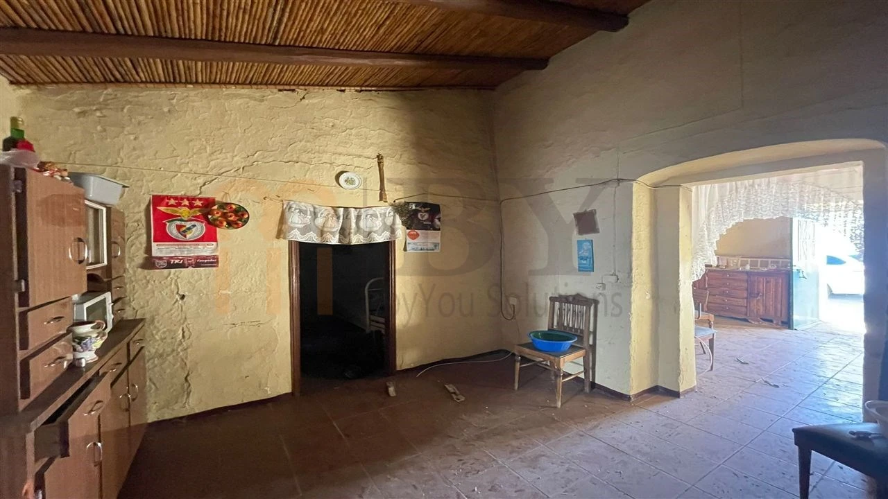 Moradia T3 para Venda em Santana de Cambas Foto 4