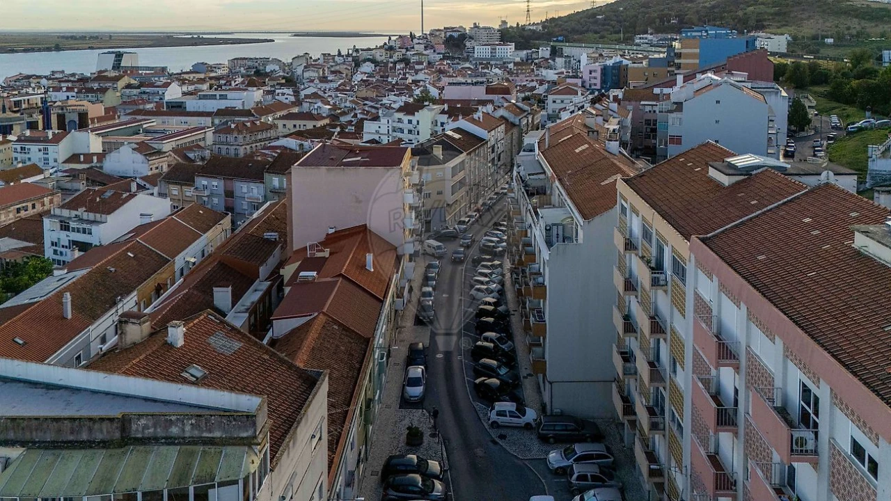 Apartamento T3 para Venda em Vila Franca de Xira Foto 35