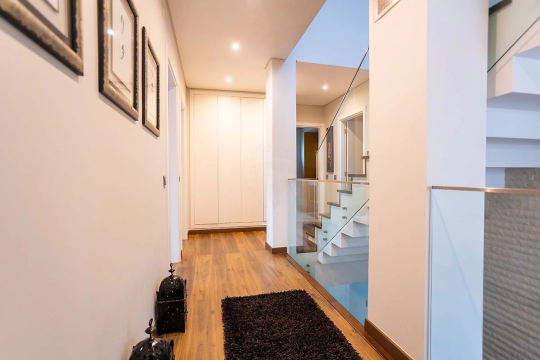 Moradia T4 para Venda em Benavente Foto 19