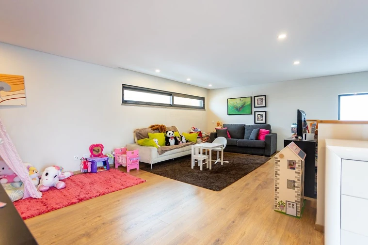 Moradia T4 para Venda em Benavente Foto 41