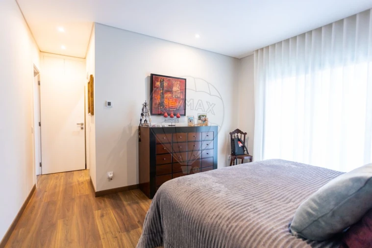 Moradia T4 para Venda em Benavente Foto 34