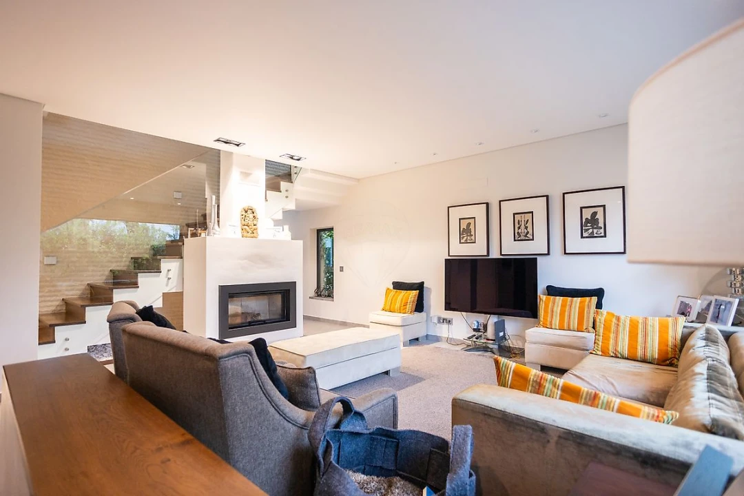 Moradia T4 para Venda em Benavente Foto 47