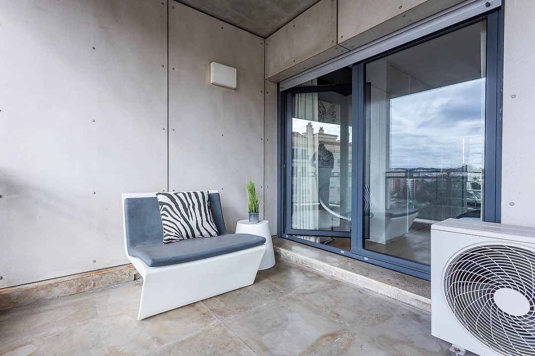 Apartamento T4 para Arrendamento em Lumiar Foto 35