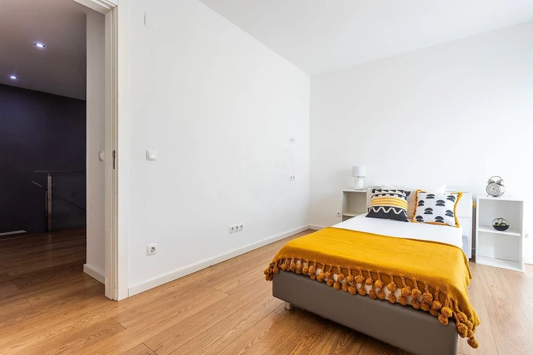 Apartamento T4 para Arrendamento em Lumiar Foto 26