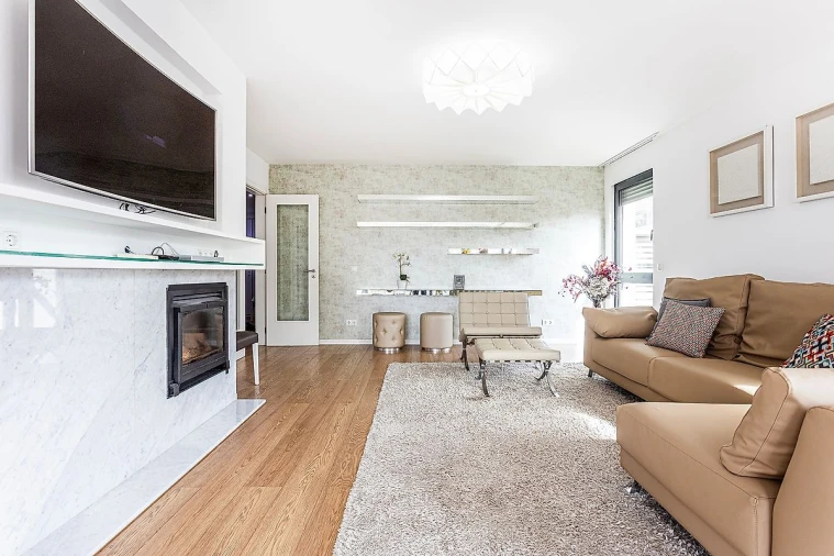 Apartamento T4 para Arrendamento em Lumiar Foto 6