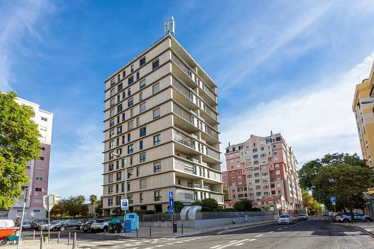 Apartamento T4 para Arrendamento em Lumiar Foto 37