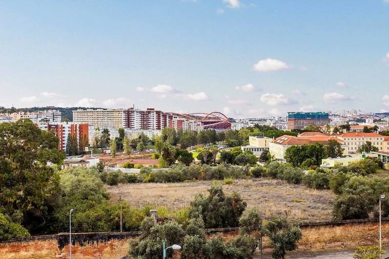 Apartamento T4 para Arrendamento em Lumiar Foto 36