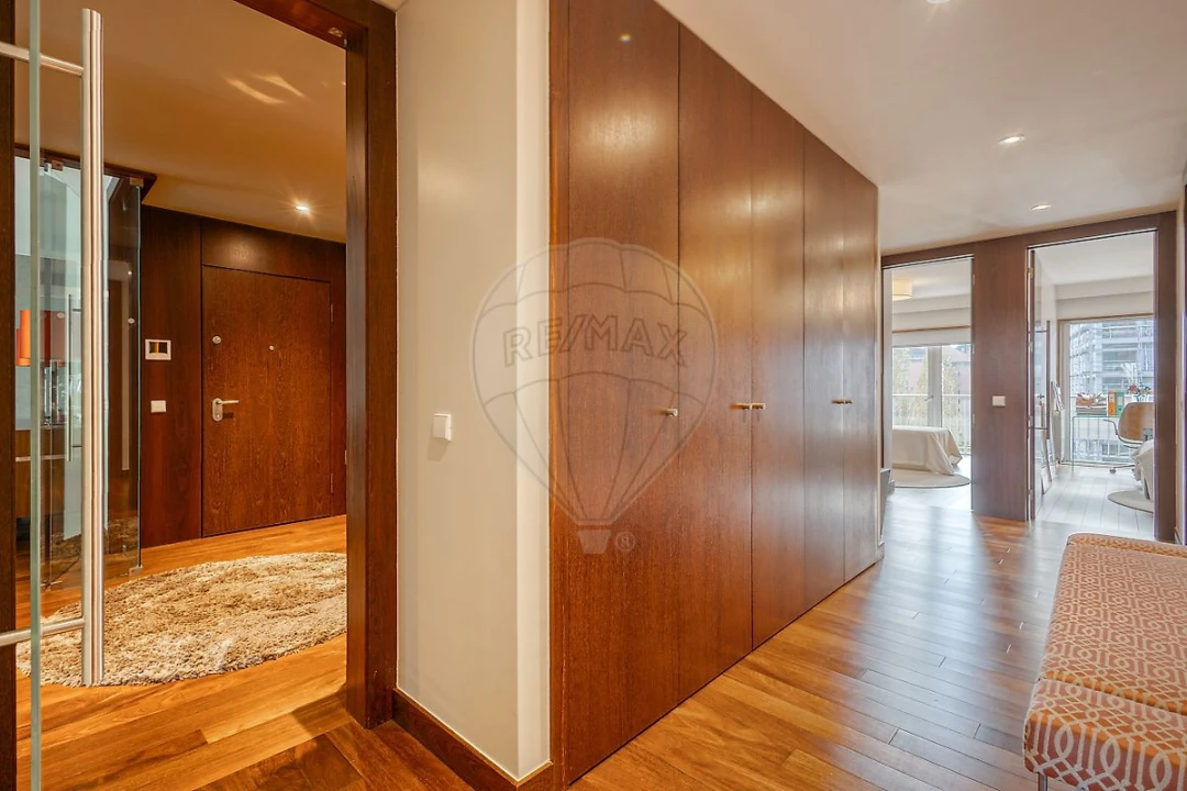 Apartamento T4 para Venda em Santa Marinha e São Pedro da Afurada Foto 26