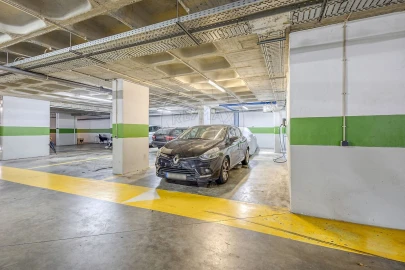 Apartamento T4 para Venda em Santa Marinha e São Pedro da Afurada