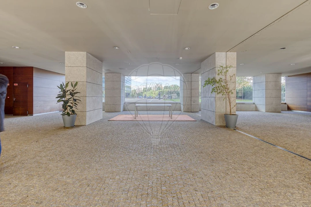 Apartamento T4 para Venda em Santa Marinha e São Pedro da Afurada Foto 45
