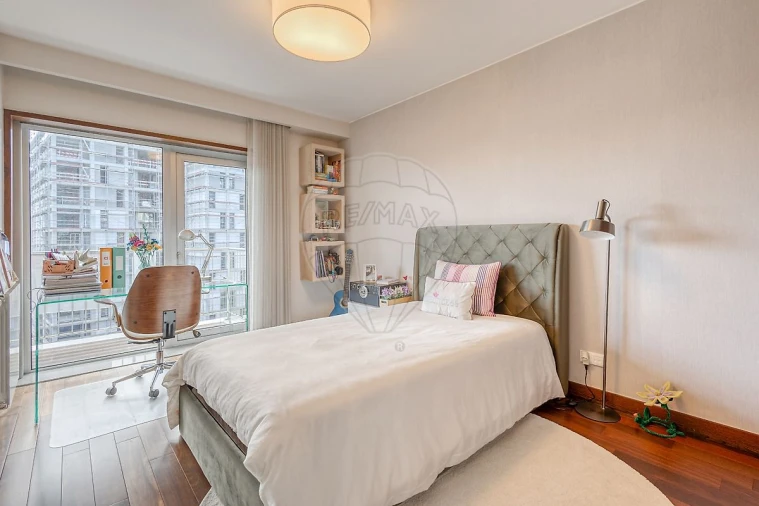 Apartamento T4 para Venda em Santa Marinha e São Pedro da Afurada Foto 37