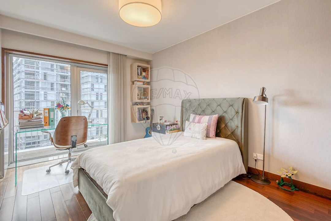 Apartamento T4 para Venda em Santa Marinha e São Pedro da Afurada Foto 37