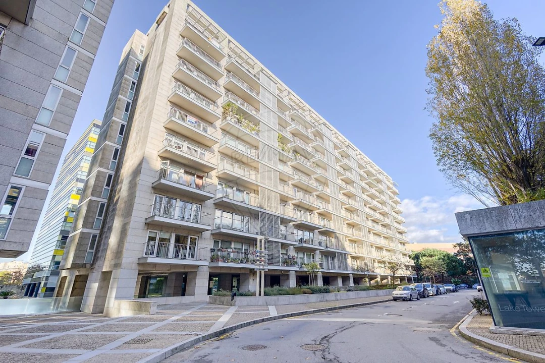 Apartamento T4 para Venda em Santa Marinha e São Pedro da Afurada Foto 2