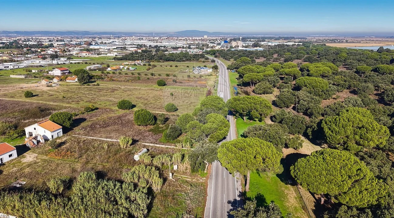 Terreno para Venda em Samora Correia Foto 12