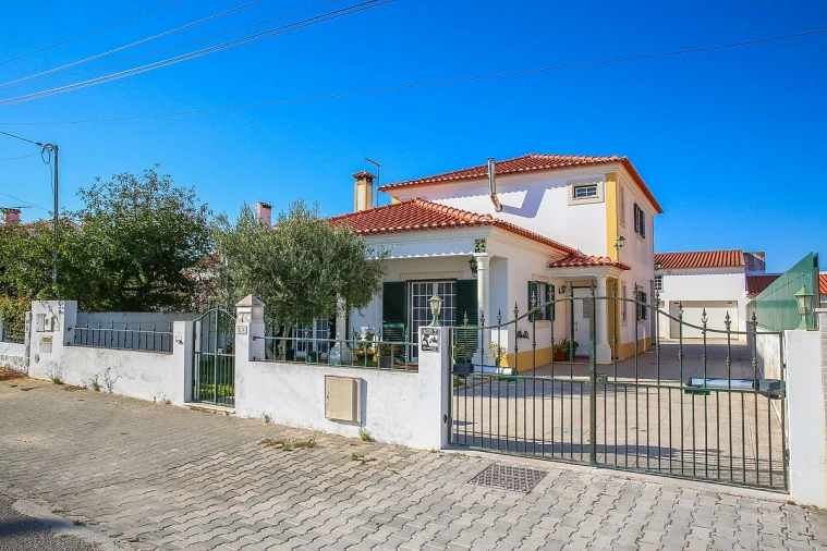 Moradia T3 para Venda em Pontevel Foto 30