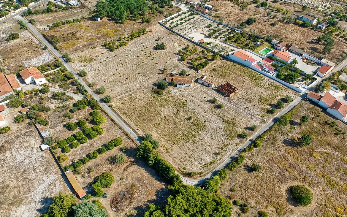 Quinta T0 para Venda em Aveiras de Baixo Foto 25