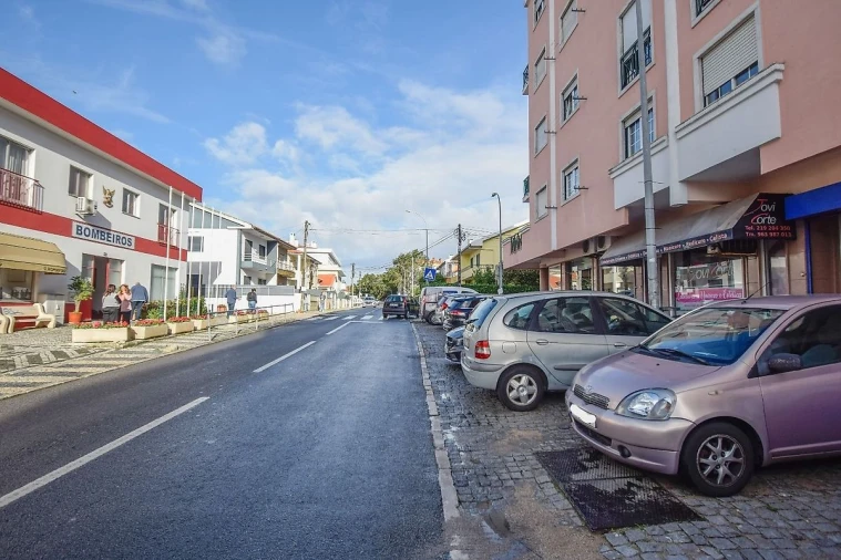 Loja para Venda em Algueirão-Mem Martins Foto 14