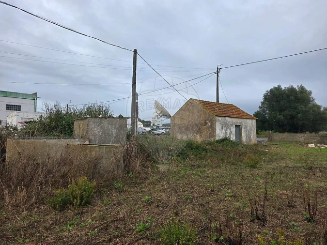 Terreno para Venda em Almargem do Bispo, Pêro Pinheiro e Montelavar Foto 4