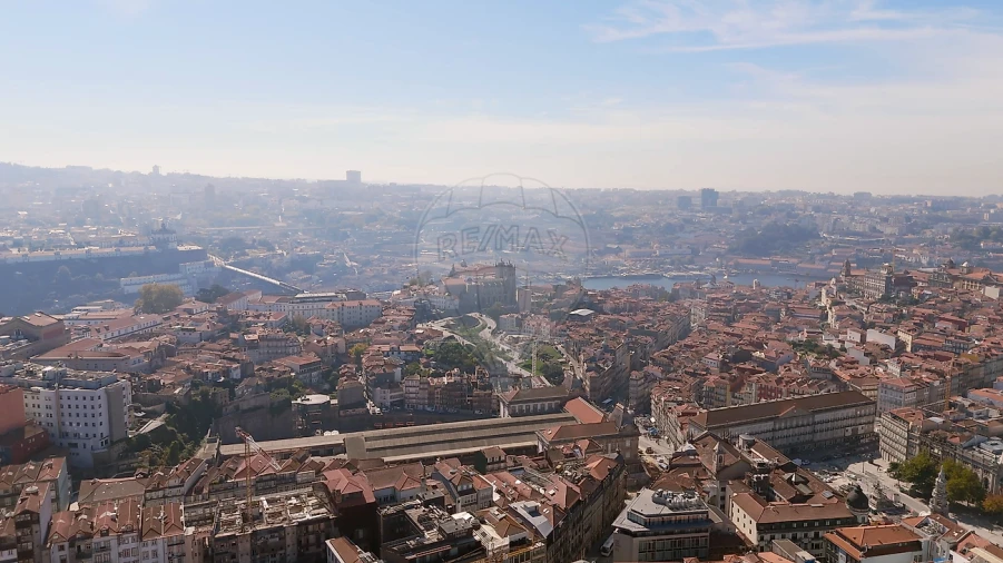 Prédio para Venda em Cedofeita, Santo Ildefonso, Sé, Miragaia, São Nicolau e Vitória Foto 10
