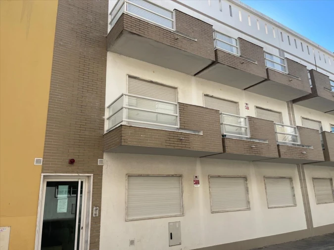 Apartamento T3 para Venda em Palhais e Coina Foto 2