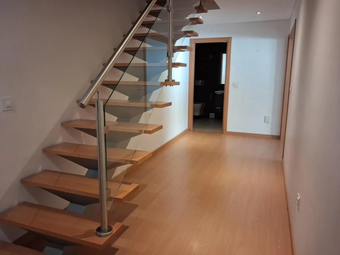 Apartamento T3 para Venda em Palhais e Coina Foto 8