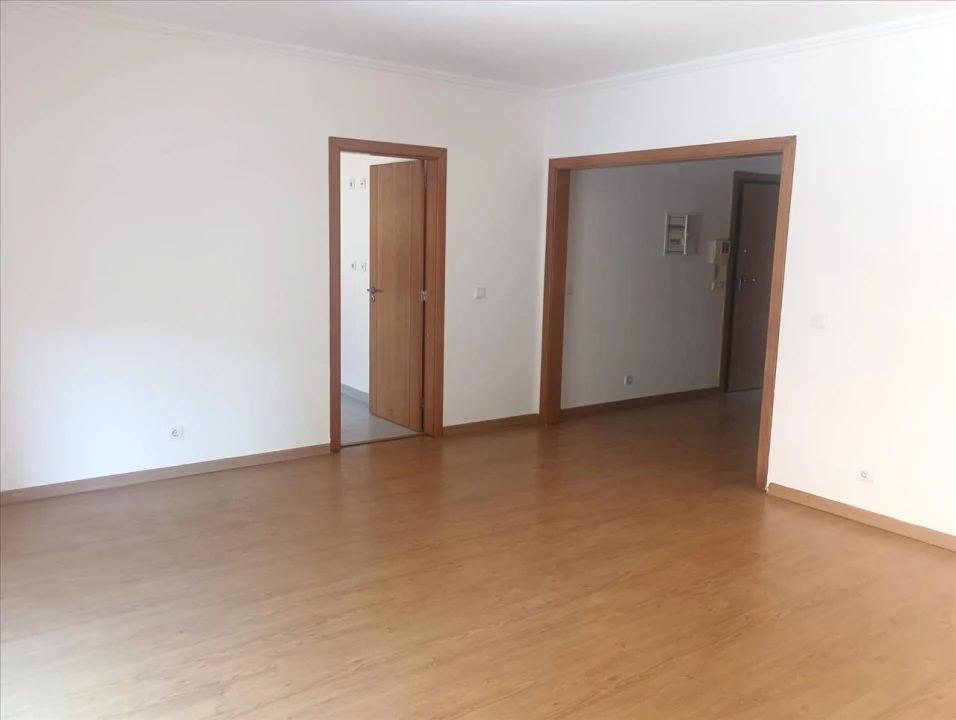 Apartamento T3 para Venda em Encosta do Sol Foto 4