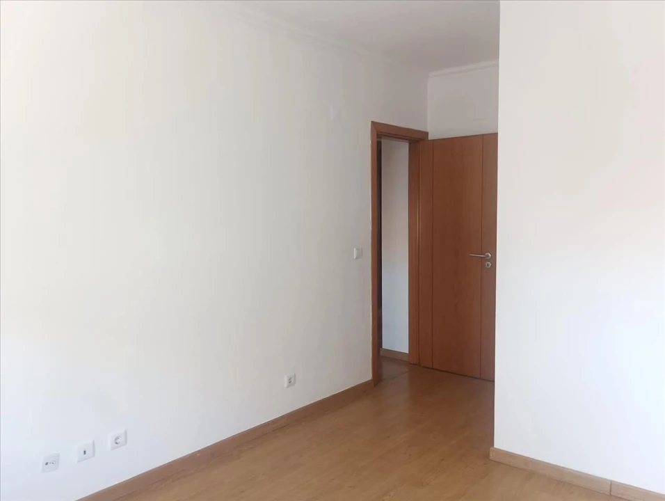 Apartamento T3 para Venda em Encosta do Sol Foto 10