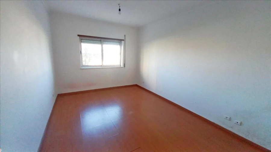 Apartamento T4 para Venda em Barreiro e Lavradio Foto 15