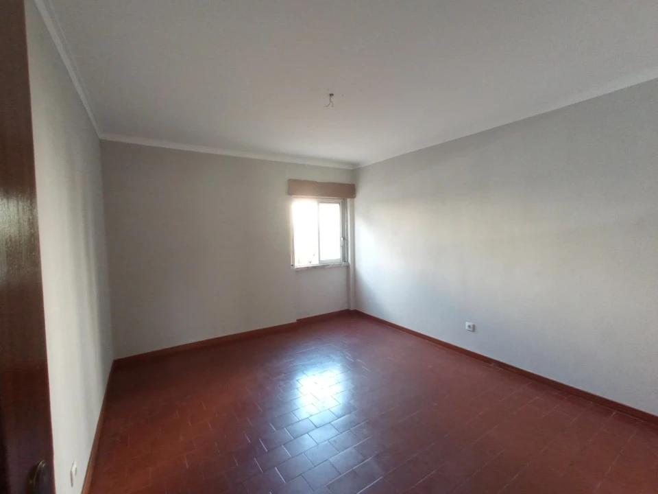 Apartamento T3 para Venda em Carregado e Cadafais Foto 7