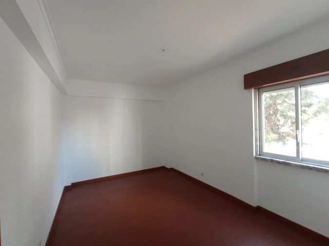 Apartamento T3 para Venda em Carregado e Cadafais Foto 10