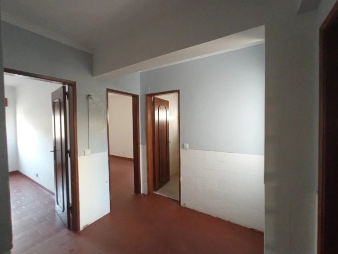 Apartamento T3 para Venda em Carregado e Cadafais Foto 12