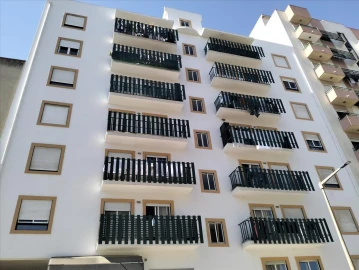 Apartamento T3 para Venda em Carregado e Cadafais