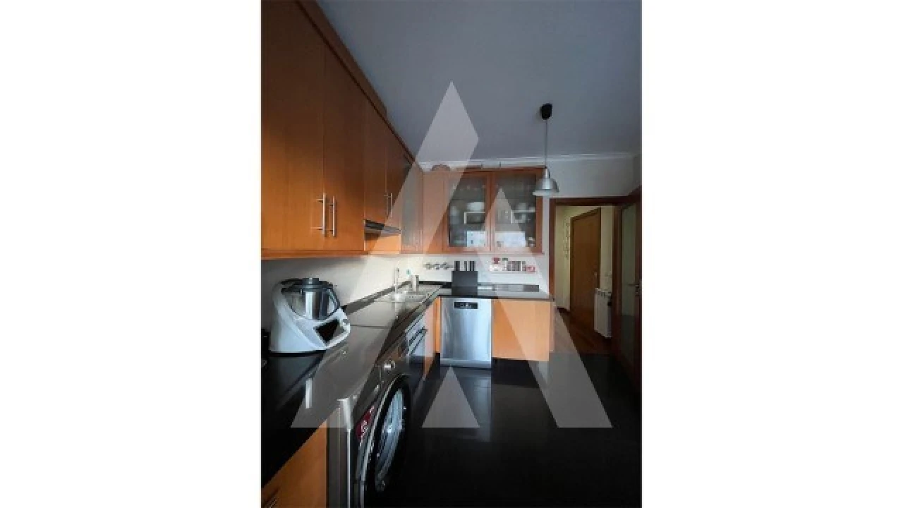 Apartamento T3 para Venda em Glória e Vera Cruz Foto 5