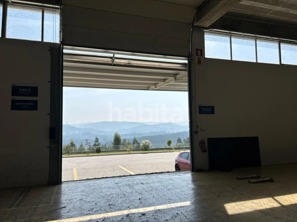 Armazém para Arrendamento em Escapães Foto 3