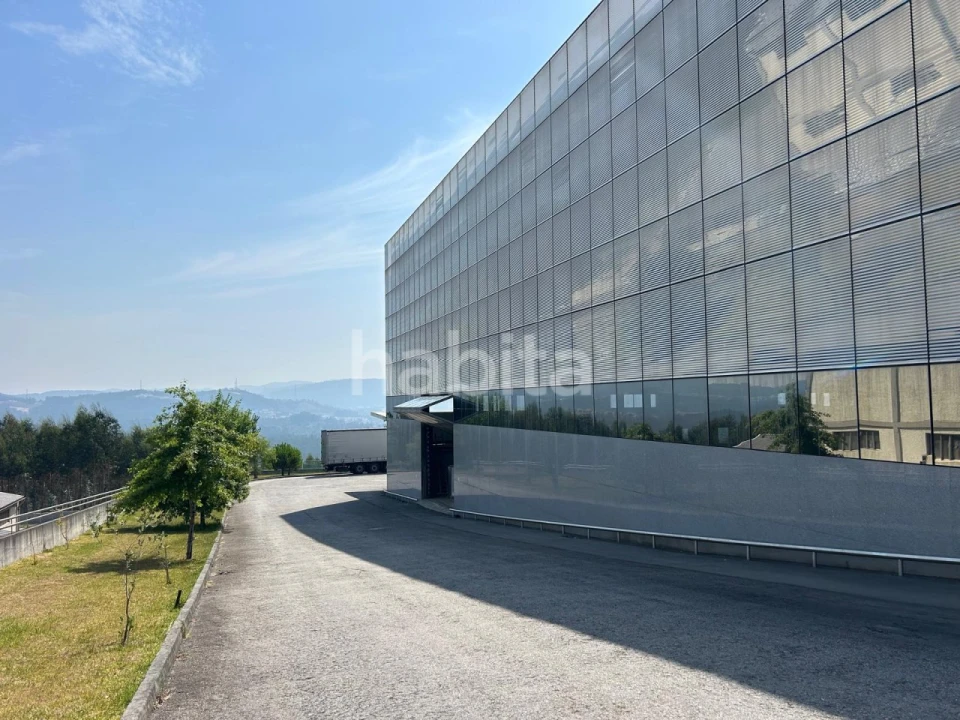 Armazém para Arrendamento em Escapães Foto 14