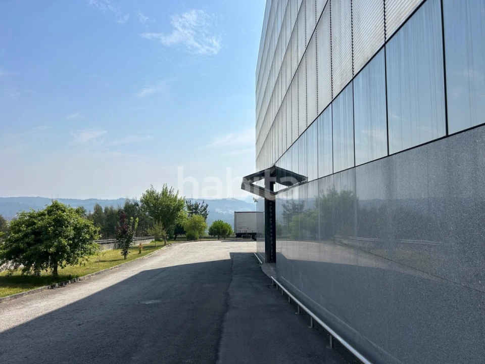 Armazém para Arrendamento em Escapães Foto 17