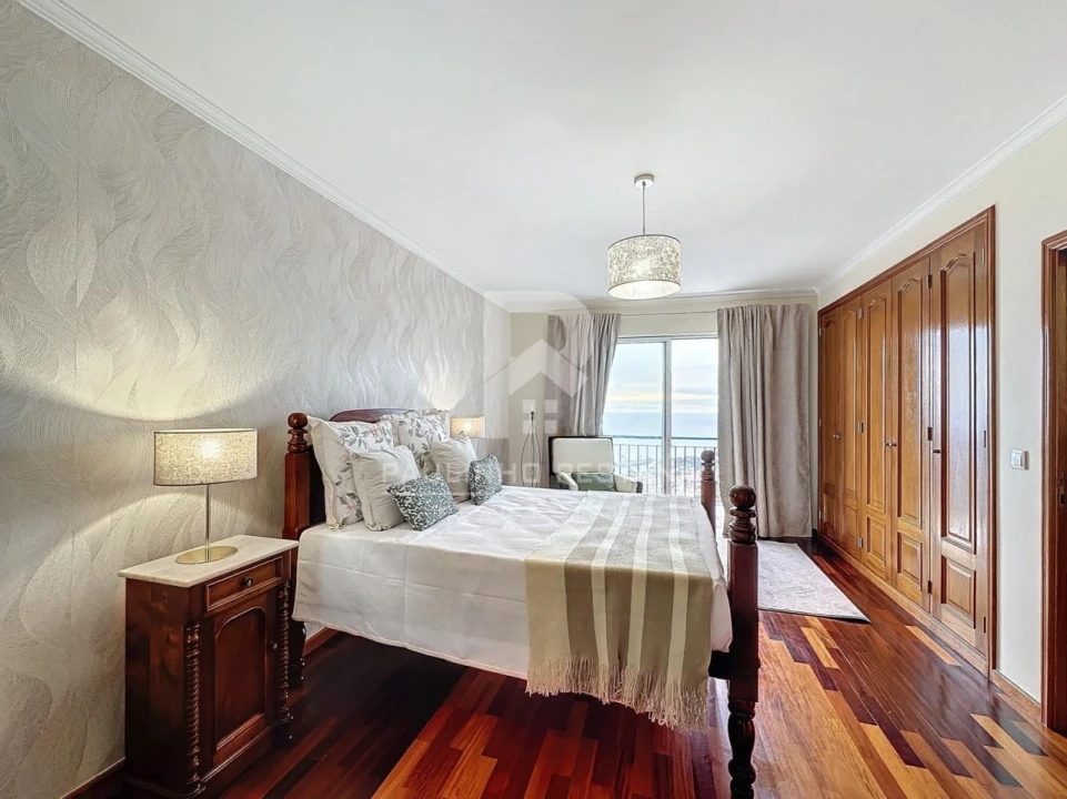 Quinta T3 para Venda em Funchal (Santa Maria Maior) Foto 11