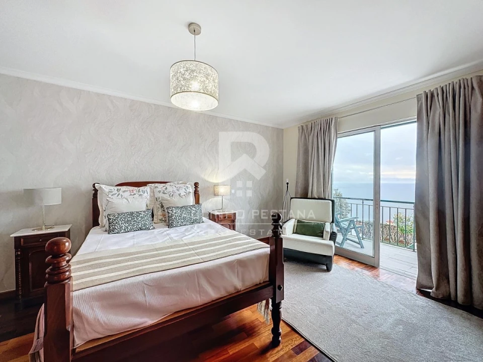 Quinta T3 para Venda em Funchal (Santa Maria Maior) Foto 12