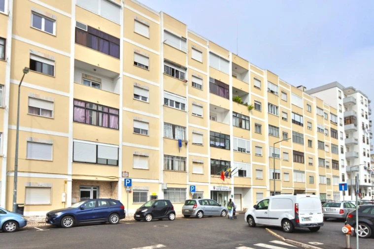Apartamento T3 para Venda em Rio de Mouro