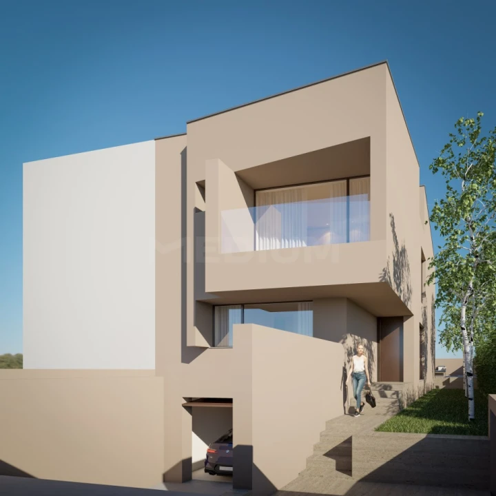 Moradia T4 para Venda em Cidade da Maia Foto 12